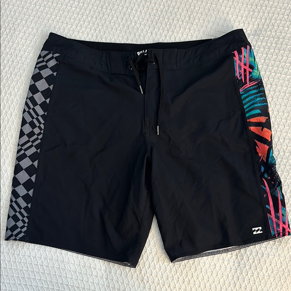 Billabong Black Board Shorts with Vibrant Accents 34